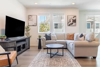 Image de Spacious 3br Retreat w\/ Pool & Spa – Pets Welcome! Near Hospitals