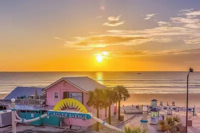 Image de Boat. Beach. Surf! ! ! 5 Min from Nsb. Walk to Little Beach on Intercoastal.