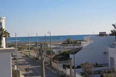 Image de Apartment only 200mt from the beautiful beach Private parking