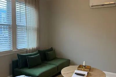 Image de Designer luxurious spacious 3bd apt nearby Nyc
