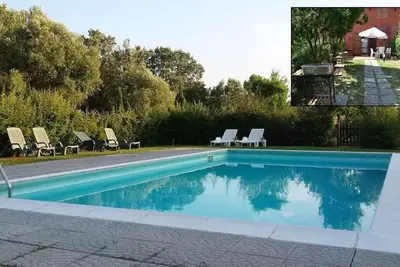 Image de Chalet in Chianti with swimming pool and tennis court