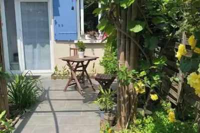 Image de Petite maison proche du centre ville et commerces