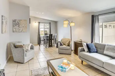 Image de Work, Play & Relax: Home w\/ Yard in Lancaster!