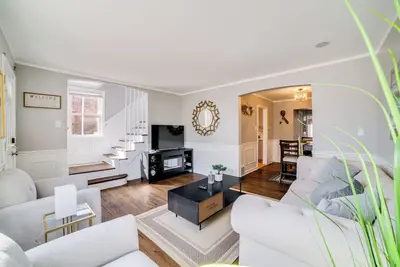 Image de 2 Mi to Calumet Park & Beach: Windy City Escape!