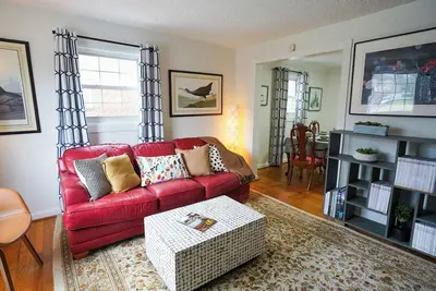 Image de Unique Side By Side Duplex Homes Close to Dc and Old Town Alexandria