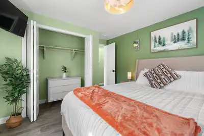 Image de Coastal Retreat • 2br Near Beaches & Mystic