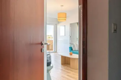 Image de Appartement premium face à l'océan. Idéal pour couple ou petite famille.