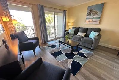 Image de Heated pool, private beach and views! Newly remodeled. No  fees