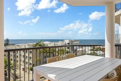 Image de Bright 2-Bed Apartment with Stunning Ocean Views