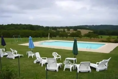 Image de Homerez - Maison familiale avec piscine Ă Salviac