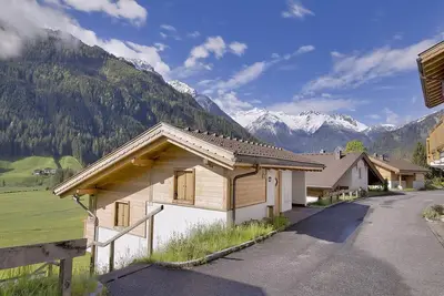 Image de Chalet confortable avec sauna près de Königsleiten