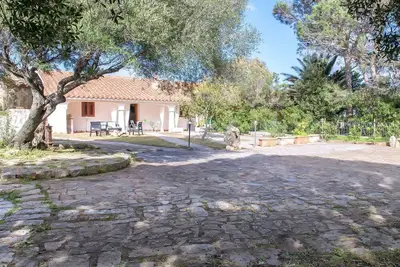 Image de Magnifique maison de vacances privée avec Wifi, Tv, patio, animaux admis et parking