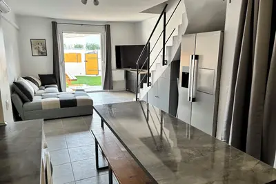 Image de Maison avec cour pour 8 personnes