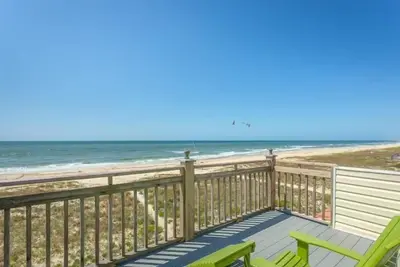 Image de Beach front, pet friendly, sleeps 8 guests, St. George Island!