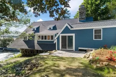 Image de Lake Winnipesaukee Kona Carriage House Retreat