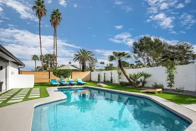 Image de Scottsdale Oasis - Heated Pool*, Putting Green & more!