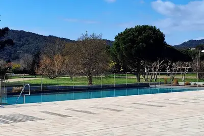 Image de Appartement spacieux avec piscine