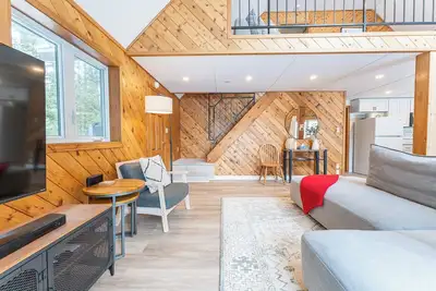 Image de Private family friendly cottage, with beautiful sandy beach.