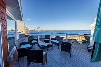 Image de Cape cod style seaside condo Boston, Airport, Train