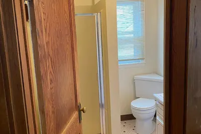 Image de Spacious 4-bedroom house ready for Nfl draft. Only 6 miles from the Stadium