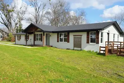 Image de 3-bedroom house with WiFi and Ac in Lindale close to downtown and I-20