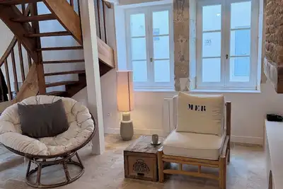 Image de Maison rénovée 6 personnes dans le coeur du village des Portes-en-ré!