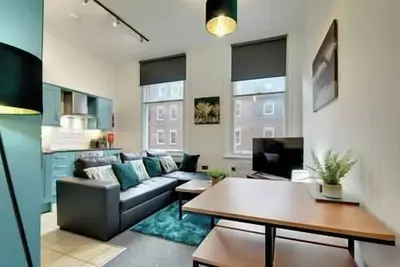 Image de Lord Grey Apartments - By Week2Week