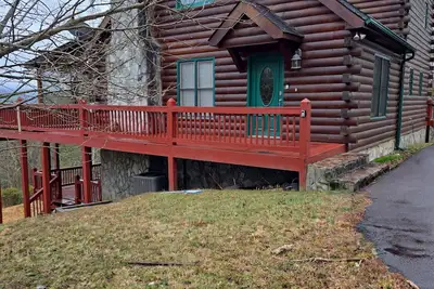 Image de Luxury Cabin Gateway in Blue Ridge. Mountain Views, Hot Tub\n & More. Book now.