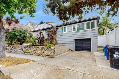 Image de Relaxing retreat w/ hot tub, enclosed yard, & dog friendly