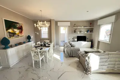 Image de 3 Bdr at 100m from the Sea+Sea View and Terrace