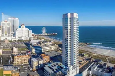 Image de Ocean Front & Casino  Comfy Queen Bed