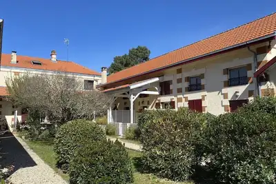 Image de maison mitoyenne proche plage au calme