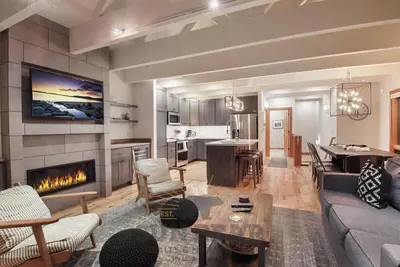 Image de Escape to Lake Tahoe - Lakefront Complex (La99910)