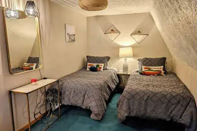 Image de ​Lake Escape- Nolin Gnome Home: Cozy A-Frame, Sleeps 8, Forest Ridgeline Views​