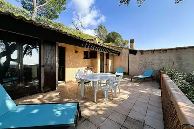 Image de Mazet pour 4 personnes avec vue mer et piscine collective Ă La Londe-Les-Maures