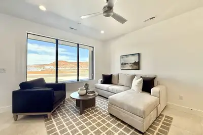 Image de Desert Townhome in Kanab, Utah w/stargazing. Near Zion and Bryce!