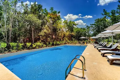 Image de Relaxing resort home with private plunge pool, patio, & on-site gym