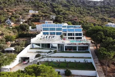 Image de Découvrez une Villa de Prestige Unique