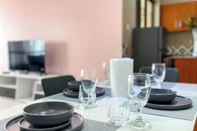 Image de Sherehe Apartments, Unit 6