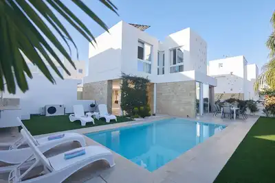 Image de Protaras Vie Bleu Villa Vb8 - a villa that sleeps 7 guests in 3 bedrooms