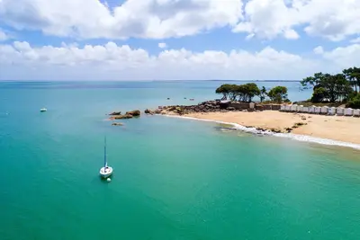 Image de Maison pour 4 avec jardin et terrasse - 500m plage