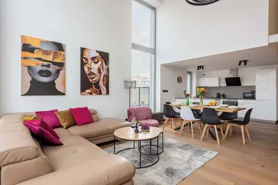 Image de 3-bedrooms penthouse with large terrace