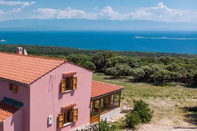 Image de Holiday home Blue with beautiful sea wiev in the nature on island Cres