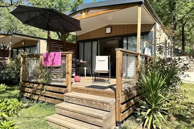 Image de Camping 4 étoiles - Piscine  - ccbadge