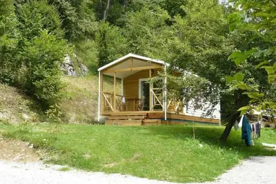 Image de Camping 3 étoiles - Piscine  - ccbaddc