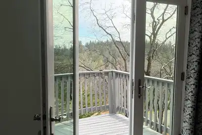 Image de Treehouse Retreat - Cozy Escape in Grass Valley