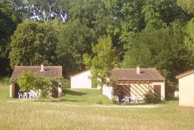 Image de Camping 3 étoiles - Piscine - ccbahd0