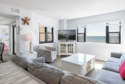 Image de Summer Winds A-512, Oceanfront Condo in Indian Beach, Nc!