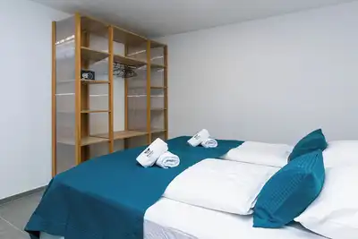 Image de Brela 15, Majestic 3a