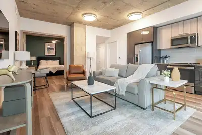 Image de Landing at Three Collective - 2 Bedrooms in Fal. . .